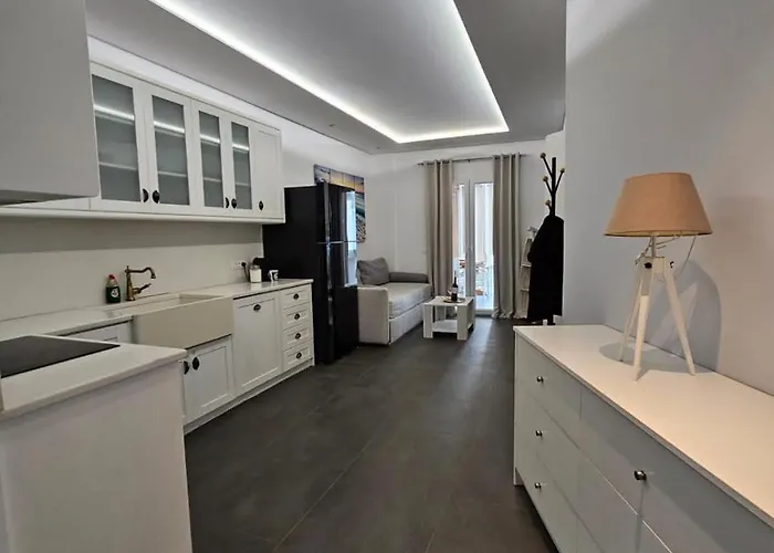 Jonaz & * Mykonos Town